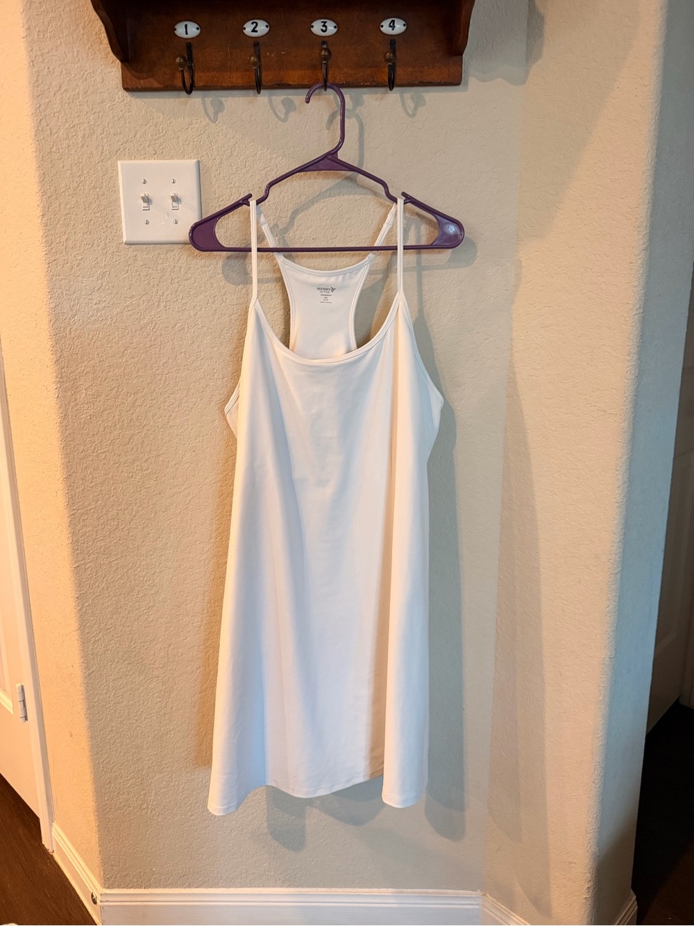 Old Navy white athletic active dress size XXL